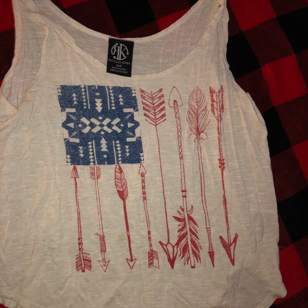 Cute tank top/ crop top